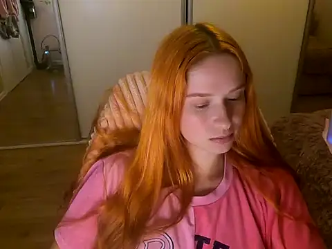RedheadFairy online show from 11/07/25, 05:57