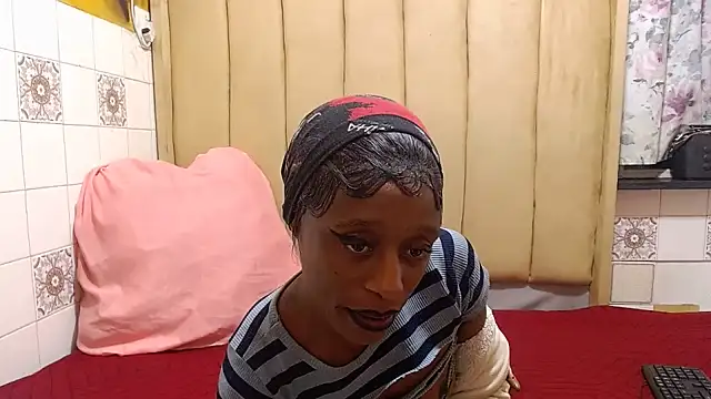 Nikistickyxx25 online show from 06/05/26, 10:37