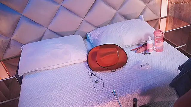 crystal gilton online show from 03/29/26, 07:03