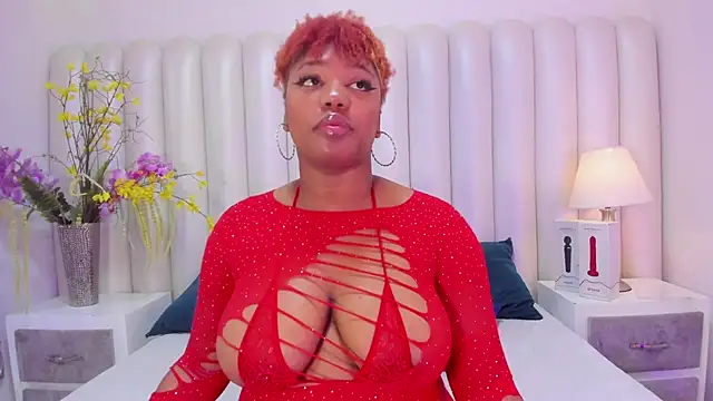 BrendaFernandez  online show from 03/10/26, 04:01