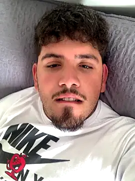 Snapshot of Bbbtro chatting on 11/07/25, 01:00 Bbbtro online show from 11/07/25, 01:00