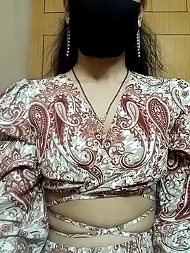 Fairy Pie online show from 02/04/26, 01:39