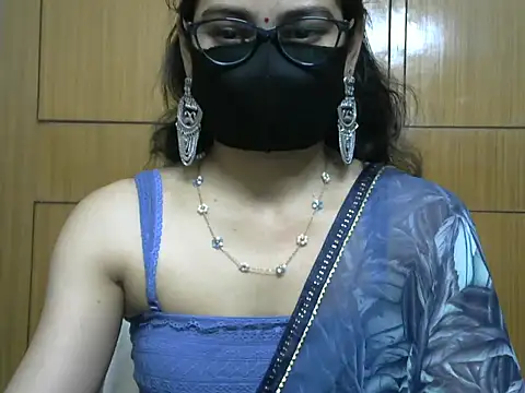 Fairy Pie online show from 04/17/26, 07:39