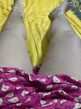 Snapshot of Rathi_telugu_couple chatting on 07/05/26, 01:45 Rathi telugu couple online show from 07/05/26, 01:45