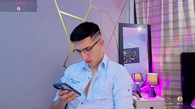 Un Sluttyy online show from 11/11/25, 11:43