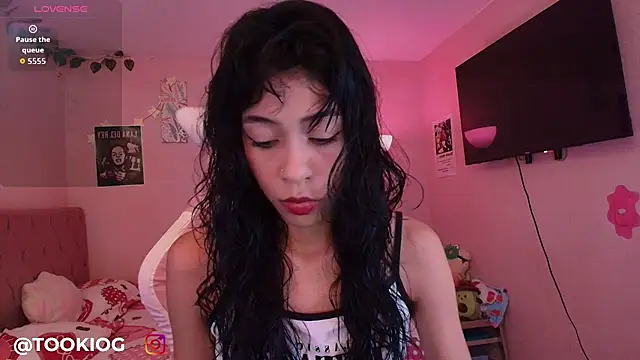 Snapshot of TOOKIOG_ chatting on 07/14/26, 05:40 TOOKIOG online show from 07/14/26, 05:40