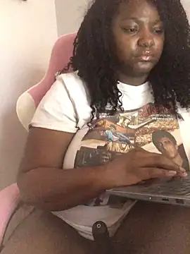 Snapshot of Fxncymuse chatting on 02/09/26, 07:40 Fxncymuse online show from 02/09/26, 07:40