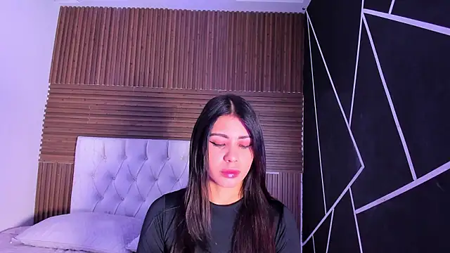 ZarinaWynne online show from 03/23/26, 01:15