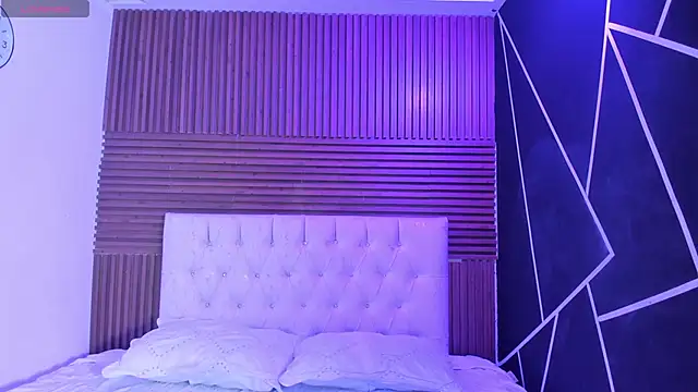 ZarinaWynne online show from 04/03/26, 01:09