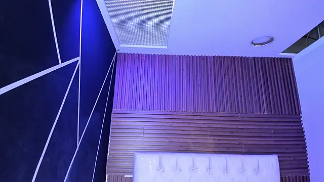 ZarinaWynne online show from 04/04/26, 03:20