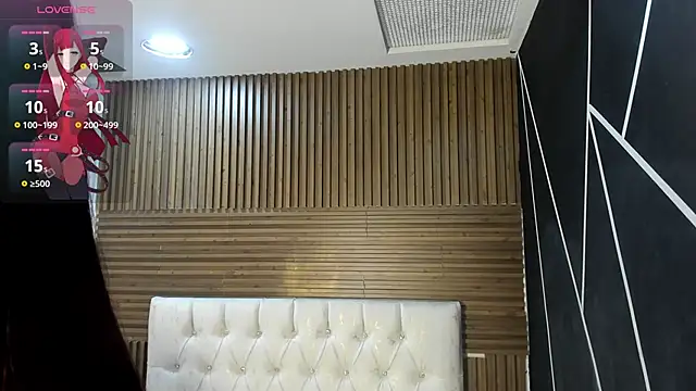 ZarinaWynne online show from 04/12/26, 01:27