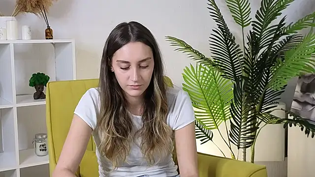 Snapshot of OdessaBessinger chatting on 11/07/25, 03:12 OdessaBessinger online show from 11/07/25, 03:12