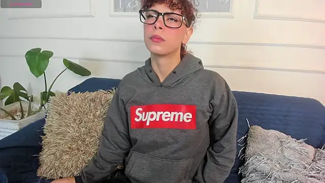 AliceMadnes online show from 03/11/26, 12:55