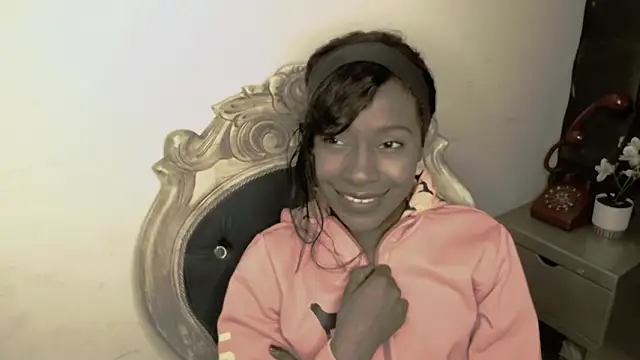 Aliis Love online show from 11/30/25, 07:51