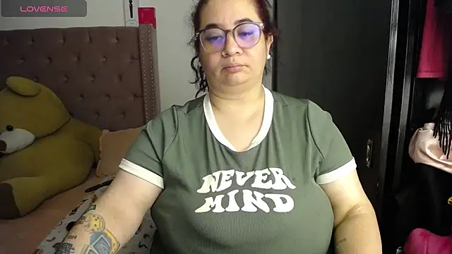 kattybbwbigboobs  online show from 06/10/26, 05:39