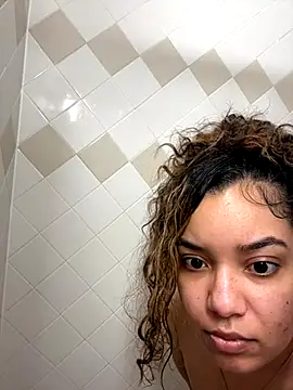 Snapshot of Brattybabexxx chatting on 11/09/25, 07:01 Brattybabexxx online show from 11/09/25, 07:01