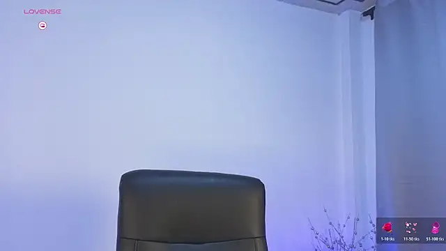 MissEmma   online show from 11/19/25, 08:31