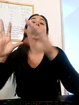 Snapshot of LorieFerrer chatting on 02/13/25, 03:14 LorieFerrer online show from 02/13/25, 03:14