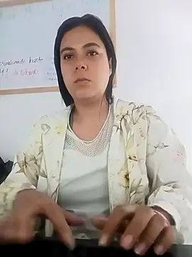 Snapshot of LorieFerrer chatting on 02/17/25, 02:59 LorieFerrer online show from 02/17/25, 02:59