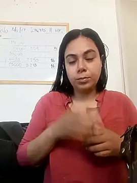 Snapshot of LorieFerrer chatting on 02/18/25, 05:31 LorieFerrer online show from 02/18/25, 05:31