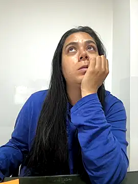 Snapshot of LorieFerrer chatting on 09/17/25, 05:36 LorieFerrer online show from 09/17/25, 05:36