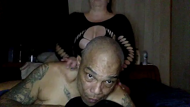 KSQUEEN online show from 11/29/25, 06:38