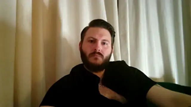 Snapshot of Dragonite2626 chatting on 11/16/25, 10:37 Dragonite2626 online show from 11/16/25, 10:37