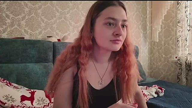 SweetLiaison online show from 03/11/26, 06:30