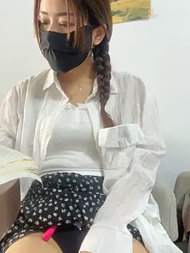 Cara-02 online show from 04/17/26, 03:53