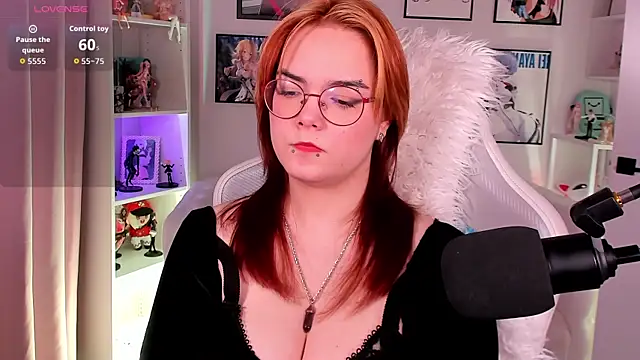 Lily  Evans online show from 03/03/26, 03:45