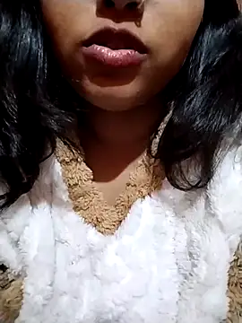 Sexy Divya   online show from 12/19/25, 05:53