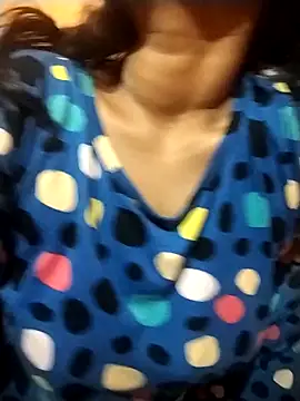 Sexy Divya   online show from 04/14/26, 11:22