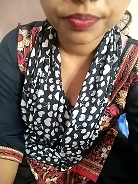 Snapshot of Sexy_Divya__ chatting on 06/12/26, 05:39 Sexy Divya online show from 06/12/26, 05:39