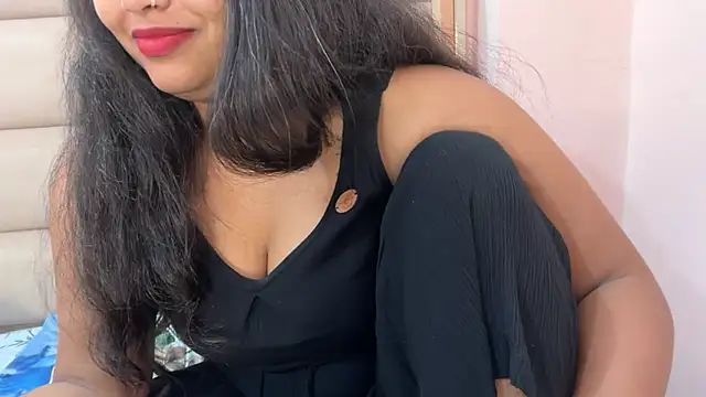 Snapshot of Sexy_Divya__ chatting on 06/24/26, 01:10 Sexy Divya online show from 06/24/26, 01:10