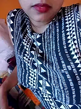 Snapshot of Sexy_Divya__ chatting on 06/25/26, 08:30 Sexy Divya online show from 06/25/26, 08:30