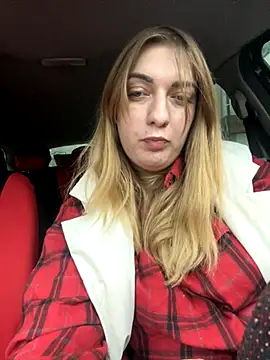 Snapshot of Avila_aa chatting on 11/16/25, 12:33 Avila aa online show from 11/16/25, 12:33