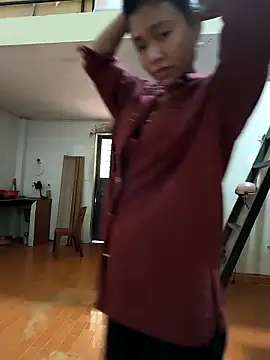 Lynly k2 online show from 04/10/26, 04:06