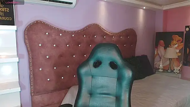 AnnaRouseQueen online show from 11/28/25, 03:53