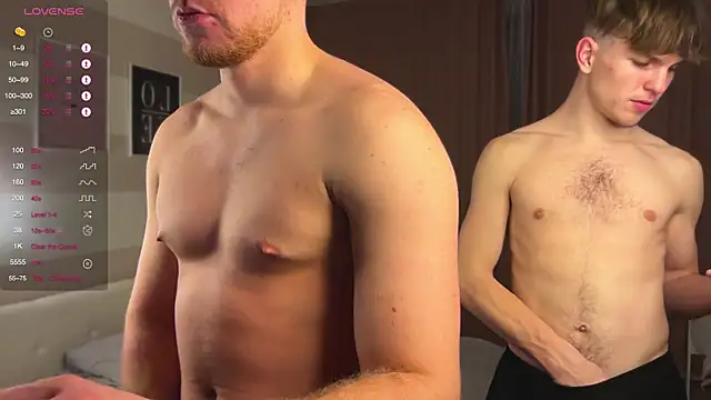 Snapshot of Hotpeppers666 chatting on 11/24/25, 10:09 Hotpeppers666 online show from 11/24/25, 10:09