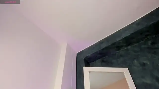 BellaRooux online show from 01/05/26, 05:27