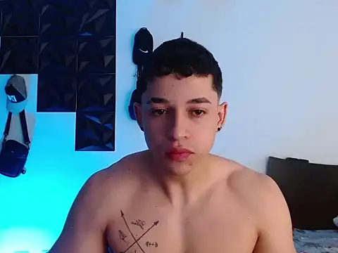 Snapshot of adam_keith chatting on 11/09/25, 11:52 adam keith online show from 11/09/25, 11:52