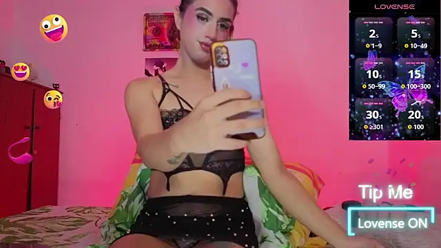 Snapshot of annahotdoll chatting on 06/17/26, 05:14 annahotdoll online show from 06/17/26, 05:14