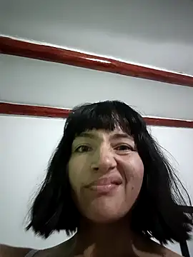 Luna juicy online show from 11/20/25, 10:09