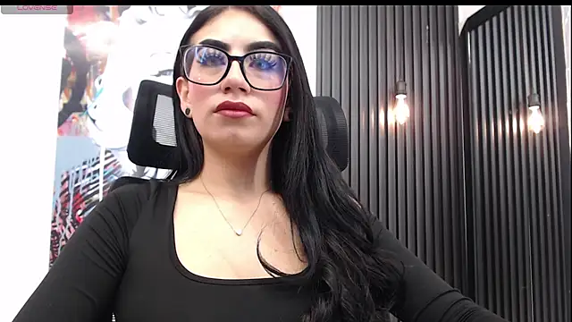 Snapshot of SCARLETT_INK_ chatting on 05/26/26, 02:46 SCARLETT INK online show from 05/26/26, 02:46