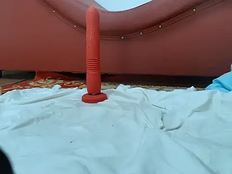 Tiny-122 online show from 03/15/26, 08:42