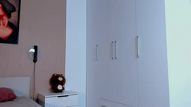 AyaLune online show from 11/09/25, 07:50