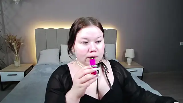 EvaNova  online show from 11/28/25, 04:26