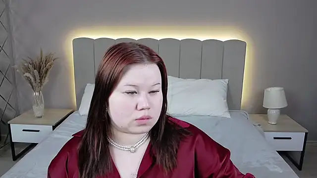 EvaNova  online show from 04/18/26, 08:18