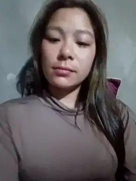 Lyla john online show from 03/06/26, 10:17