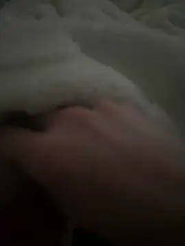 groschibre40100 online show from 04/16/26, 06:47